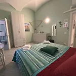 La Rosa Dei Venti B&B 알라시오